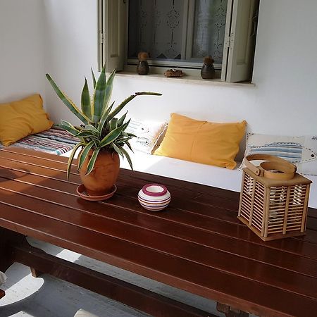 Theo'S Vacation Home Скирос Екстериор снимка